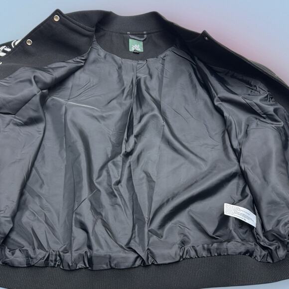WILD FABLE Women’s Large Black White Varsity Bomber Jacket - Picture 7 of 7
